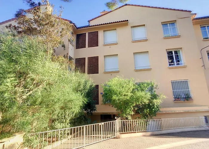 2 Bedroom, 2 Bathrooms Suquet With Sea View 314 *